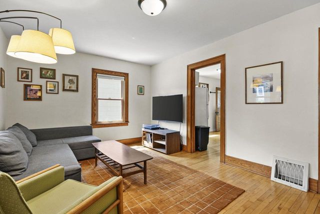 2210 Lafollette Avenue, Madison, WI 53704