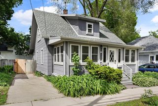 2210 Lafollette Avenue, Madison, WI 53704