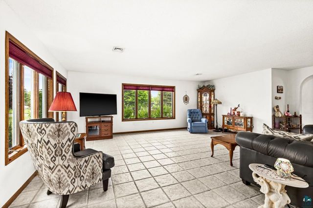 3007 E 7th St, Superior, WI 54880