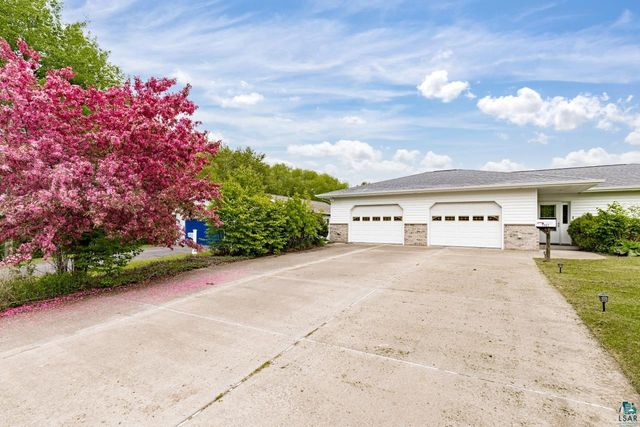 3007 E 7th St, Superior, WI 54880