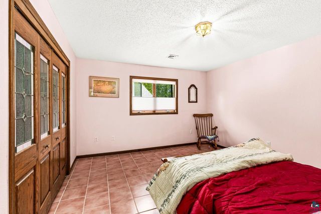 3007 E 7th St, Superior, WI 54880