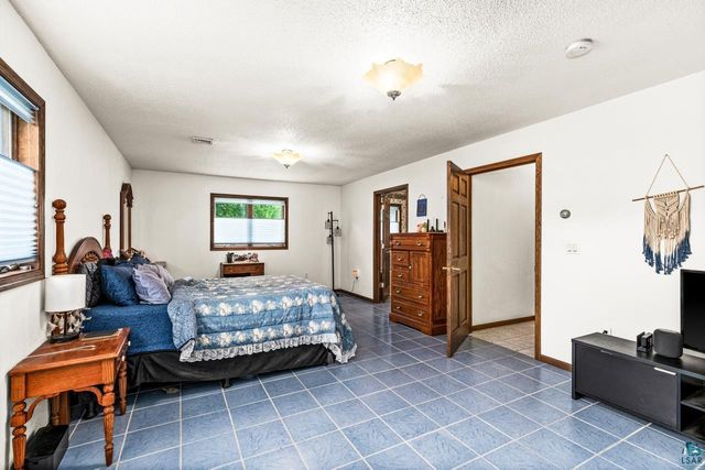 3007 E 7th St, Superior, WI 54880