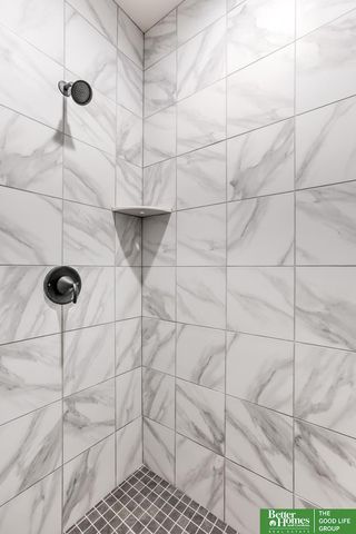 5412 N 212th Avenue, Elkhorn, NE 68022