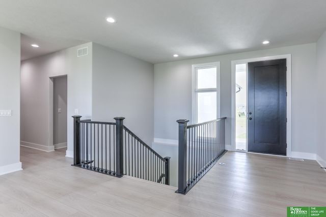 5412 N 212th Avenue, Elkhorn, NE 68022