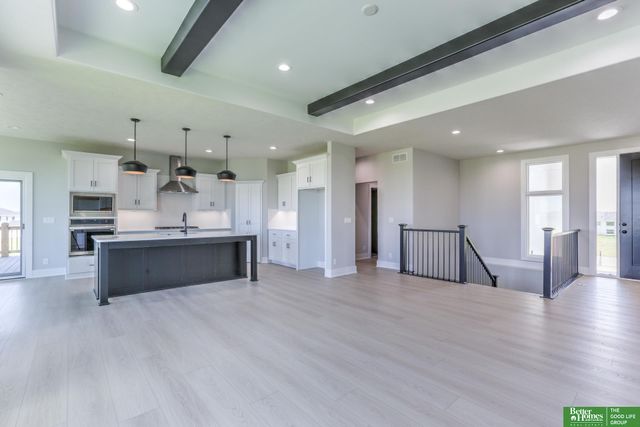 5412 N 212th Avenue, Elkhorn, NE 68022