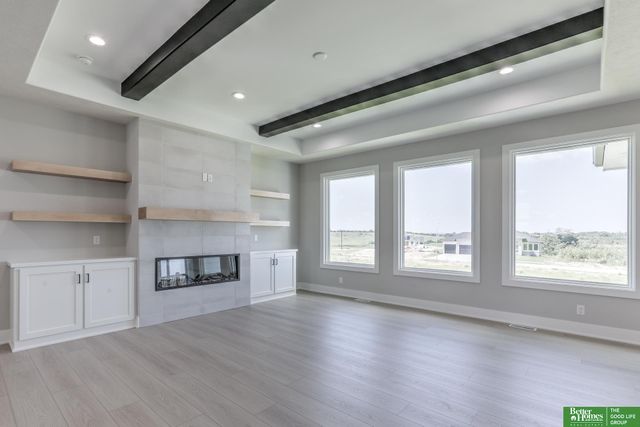 5412 N 212th Avenue, Elkhorn, NE 68022