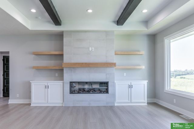 5412 N 212th Avenue, Elkhorn, NE 68022