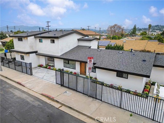 2642 Queen Street, Los Angeles, CA 90039