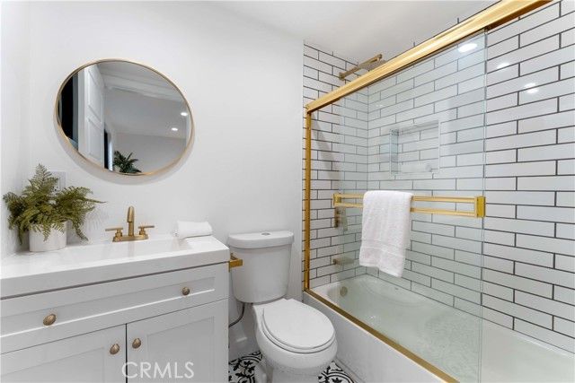 2642 Queen Street, Los Angeles, CA 90039