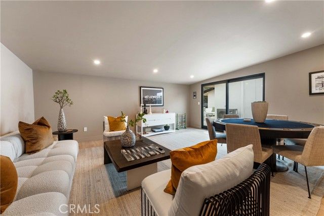 2642 Queen Street, Los Angeles, CA 90039