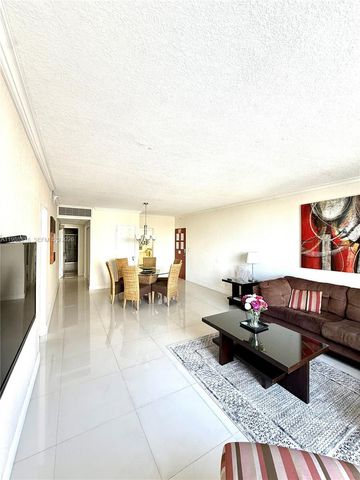 3901 S Ocean Dr 5W, Hollywood, FL 33019