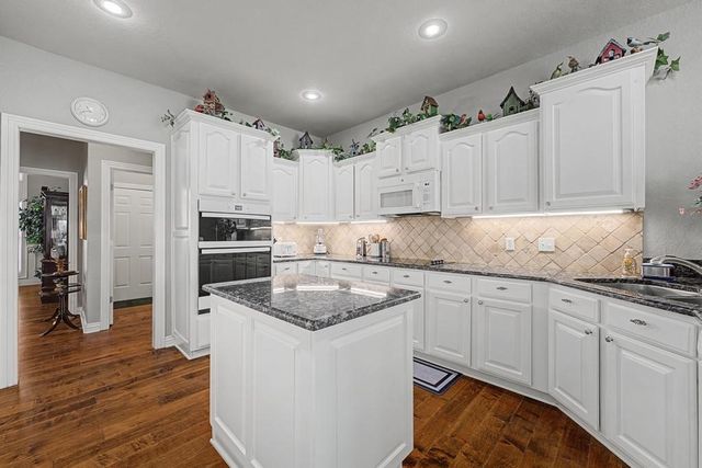 4609 Swinton Drive, Bentonville, AR 72713