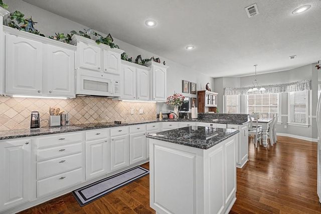 4609 Swinton Drive, Bentonville, AR 72713