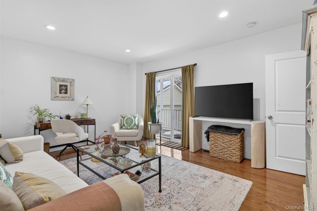 35 Kent Street, Beacon, NY 12508