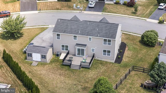 143 NANTUCKET DR, Reading, PA 19605