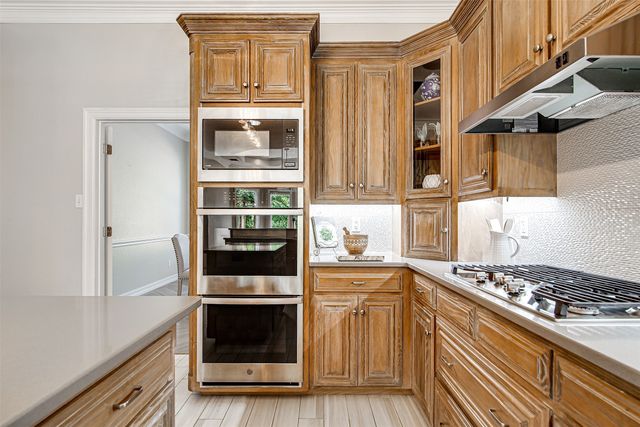 2008 Cains Lane, Mansfield, TX 76063