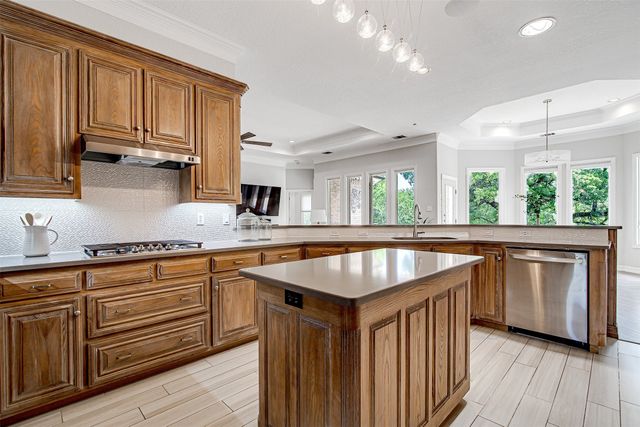 2008 Cains Lane, Mansfield, TX 76063