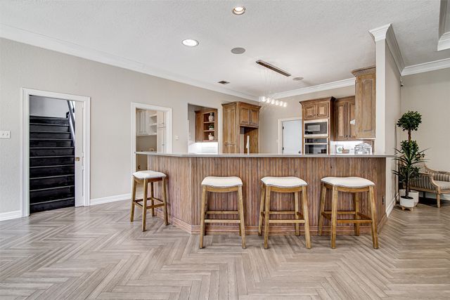 2008 Cains Lane, Mansfield, TX 76063
