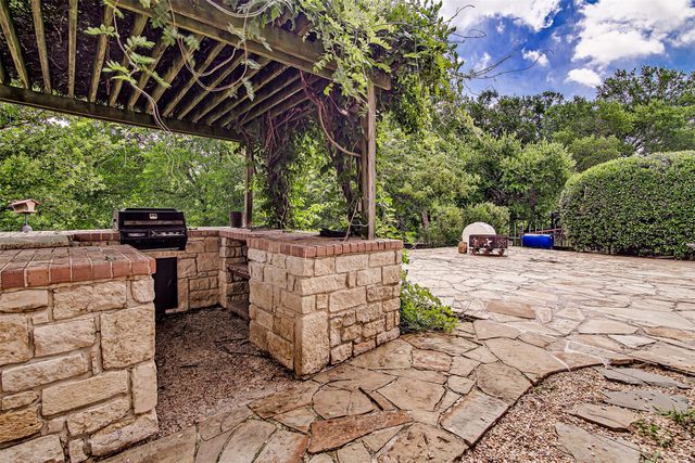 2008 Cains Lane, Mansfield, TX 76063