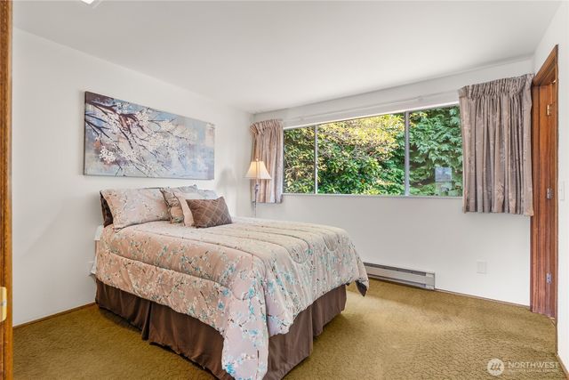15112 3rd Avenue NE, Shoreline, WA 98155