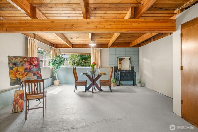 15112 3rd Avenue NE, Shoreline, WA 98155