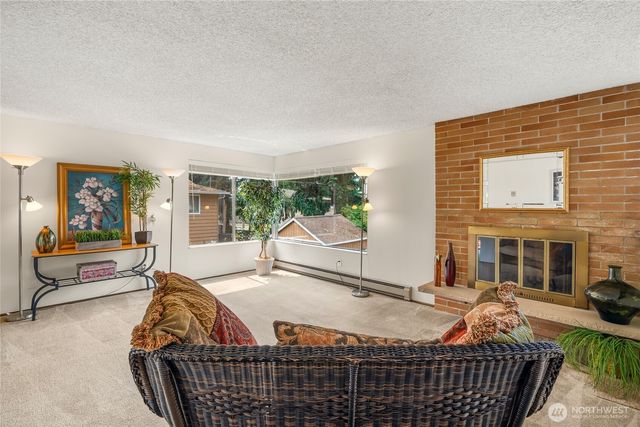 15112 3rd Avenue NE, Shoreline, WA 98155