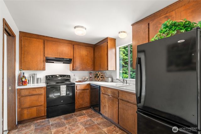 15112 3rd Avenue NE, Shoreline, WA 98155