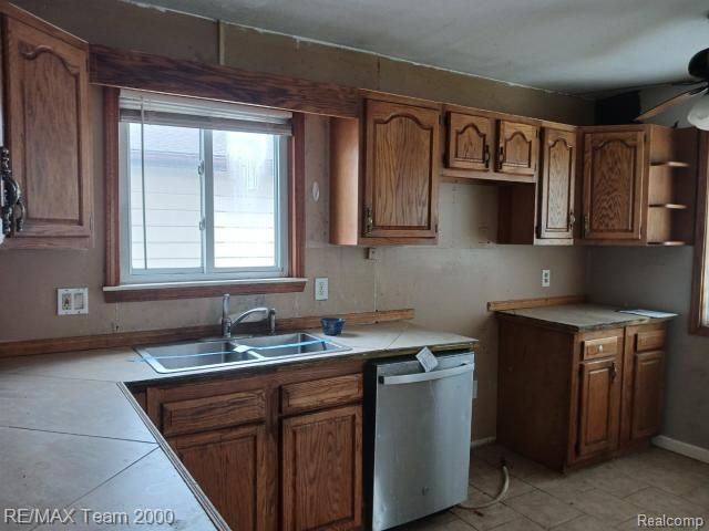 14721 Mcguire Street, Taylor, MI 48180