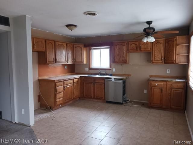 14721 Mcguire Street, Taylor, MI 48180