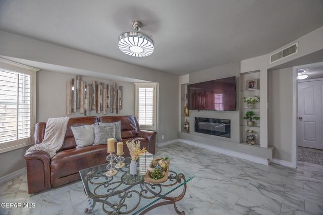 512 NORTHWYCK Way, El Paso, TX 79928