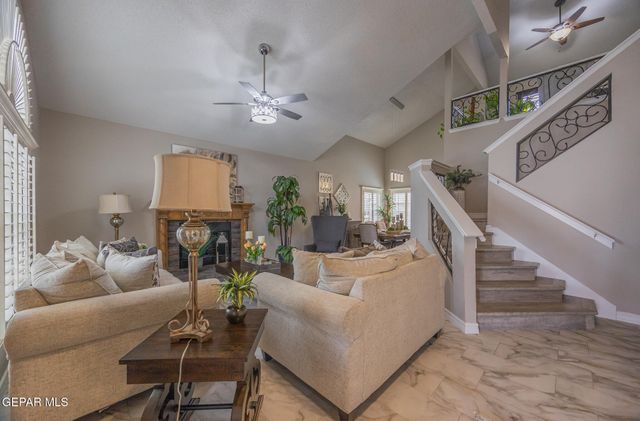512 NORTHWYCK Way, El Paso, TX 79928