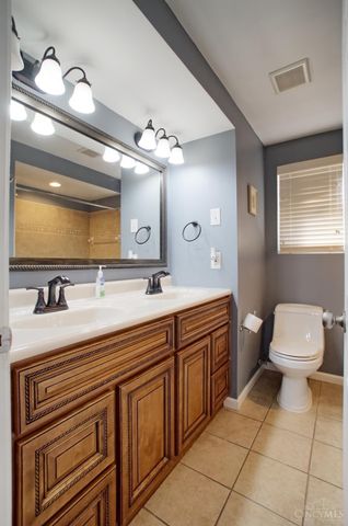 795 McClelland Road, Miami Twp, OH 45150