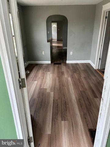 1137 MONROE CIR, Baltimore, MD 21225