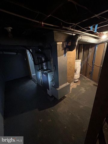 1137 MONROE CIR, Baltimore, MD 21225