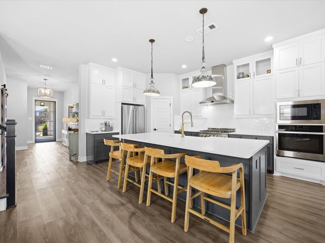 2325 Offerande Drive, Fort Worth, TX 76008