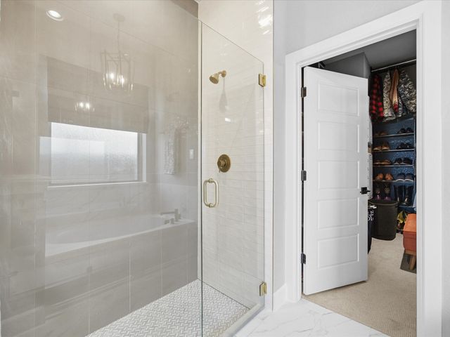 2325 Offerande Drive, Fort Worth, TX 76008