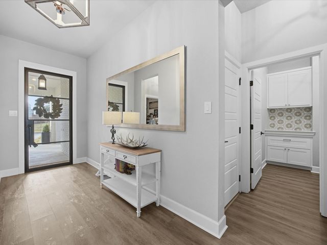 2325 Offerande Drive, Fort Worth, TX 76008