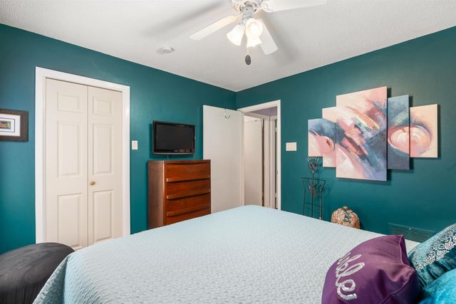 6 Badalona Lane, Hot Springs Village, AR 71909