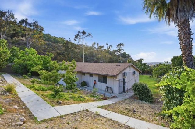 5627 Yerba Anita, San Diego, CA 92115