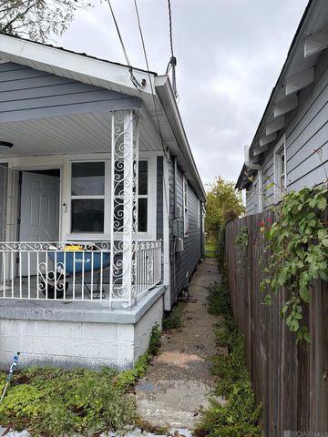 2115 N Rocheblave St, New Orleans, LA 70119