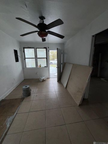 2115 N Rocheblave St, New Orleans, LA 70119