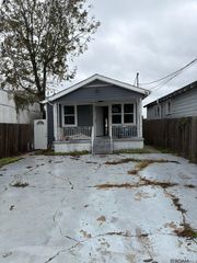 2115 N Rocheblave St, New Orleans, LA 70119