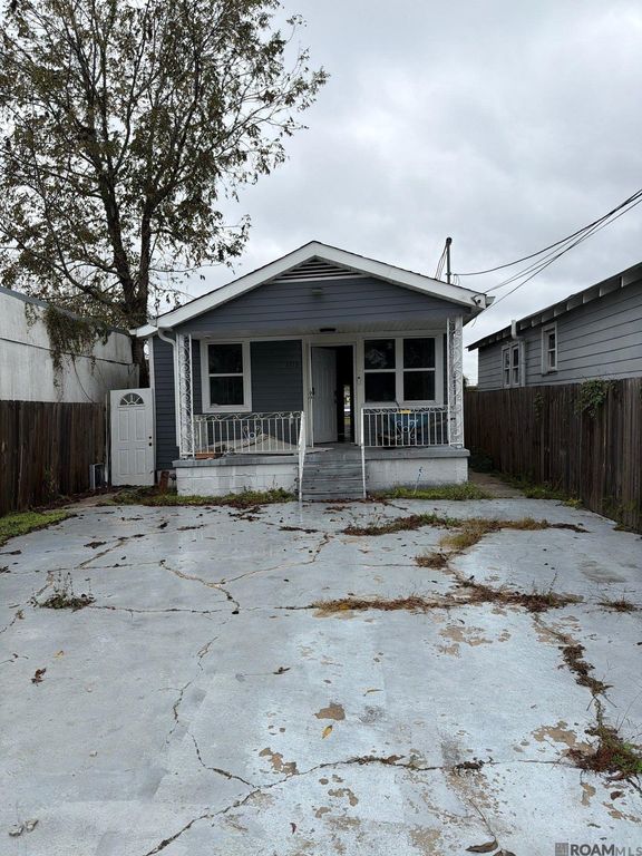 2115 N Rocheblave St, New Orleans, LA 70119