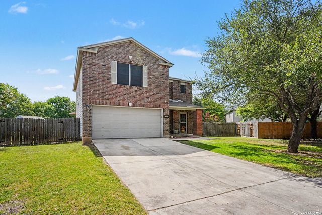 386 Copper Bluff Dr, New Braunfels, TX 78130