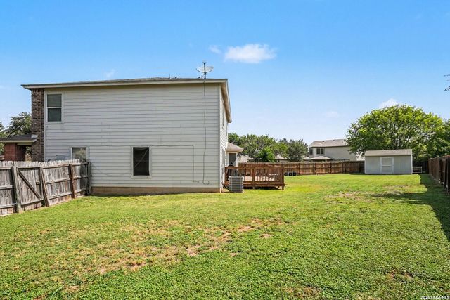 386 Copper Bluff Dr, New Braunfels, TX 78130