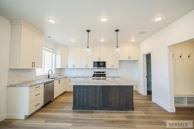 2213 W 550 S, Rexburg, ID 83440