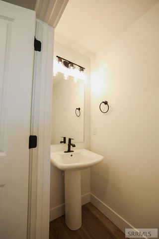 2213 W 550 S, Rexburg, ID 83440