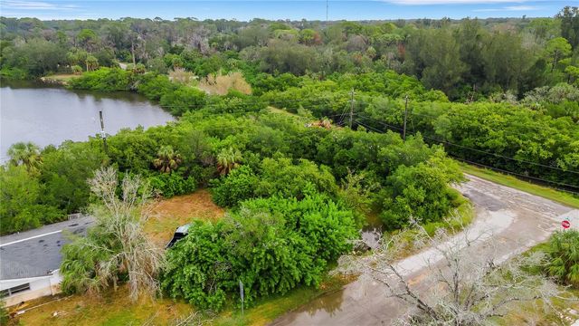 4935 LARGO TERRACE, New Port Richey, FL 34652