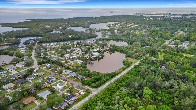 4935 LARGO TERRACE, New Port Richey, FL 34652