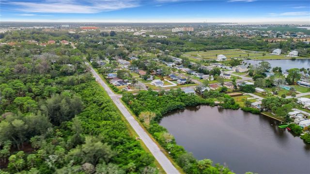 4935 LARGO TERRACE, New Port Richey, FL 34652